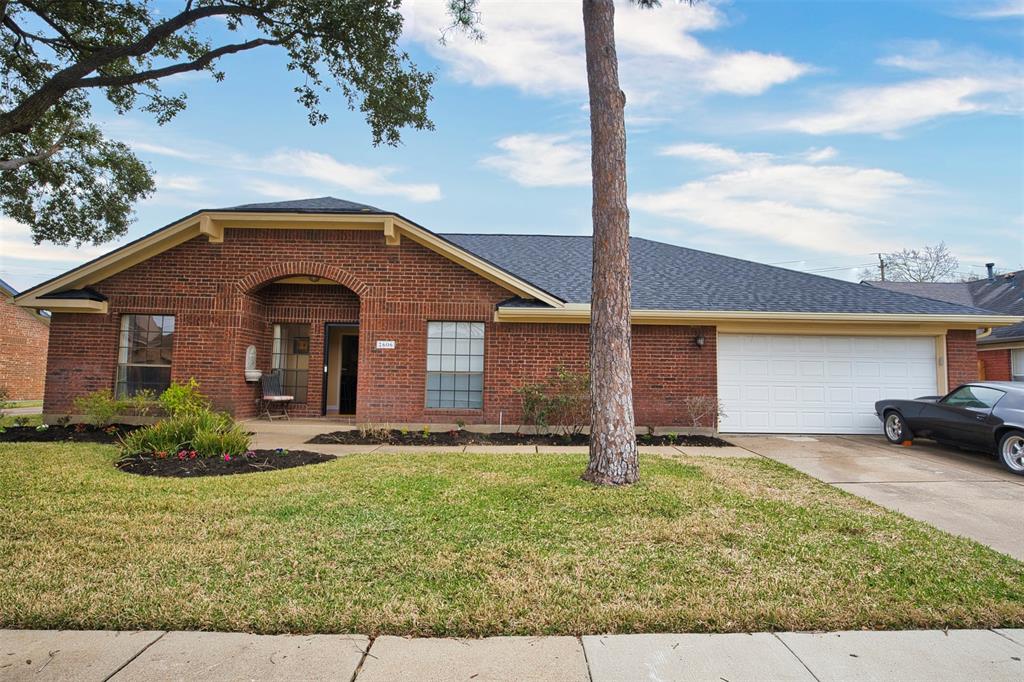 2606 Manorwood Street, Sugar Land, Texas image 2