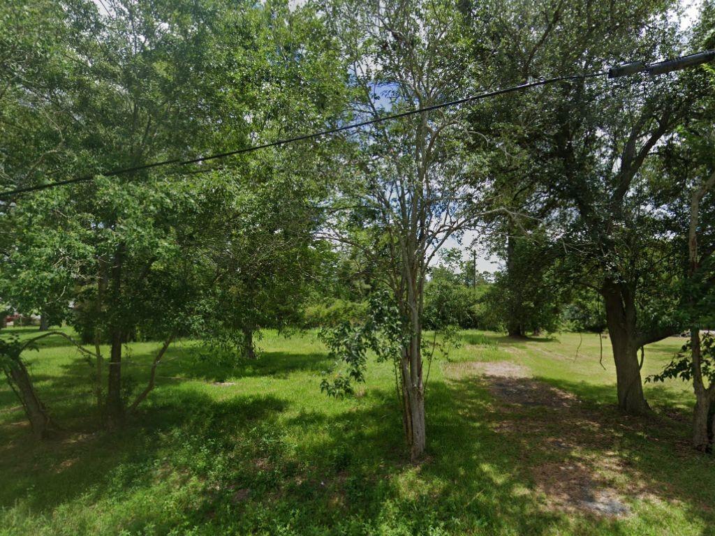 2141 Taylor Street, Beaumont, Texas image 1