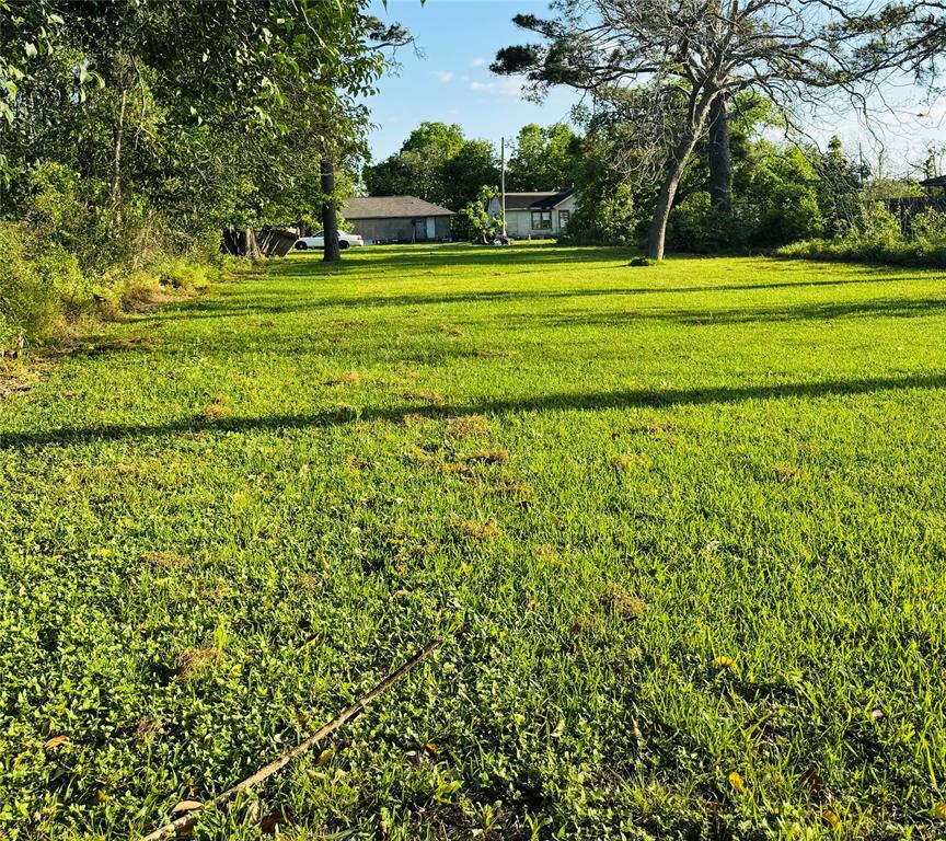 626 N Parrish Street, Angleton, Texas image 22