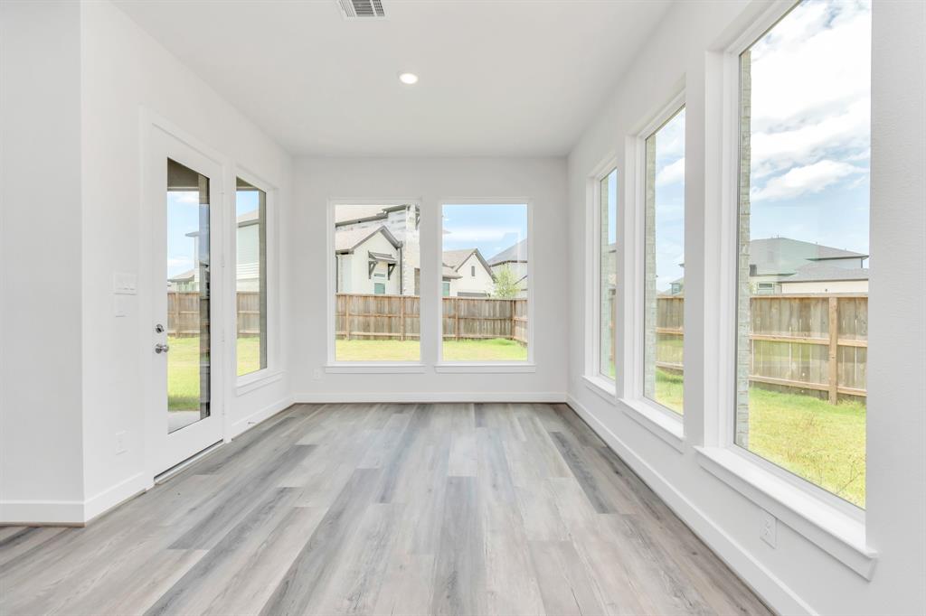 21118 Chelton Beach Drive, Cypress, Texas image 27