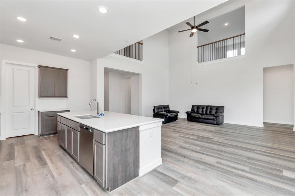 21118 Chelton Beach Drive, Cypress, Texas image 32