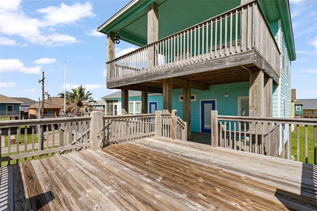 868 Surfview, Crystal Beach, Texas image 11
