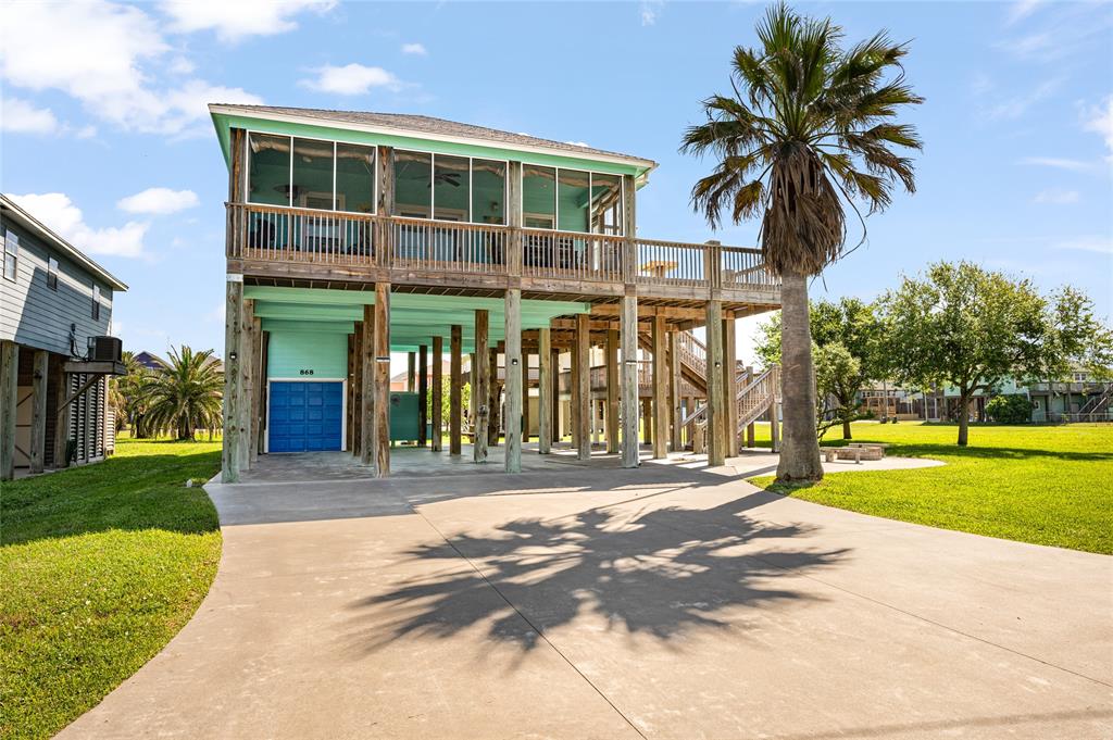 868 Surfview, Crystal Beach, Texas image 3
