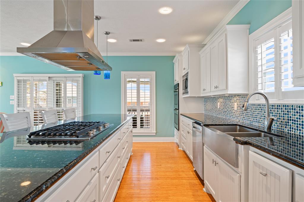 868 Surfview, Crystal Beach, Texas image 23