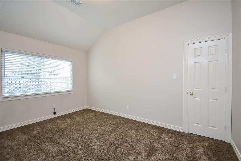 2615 Pinebend Drive, Pearland, Texas image 24