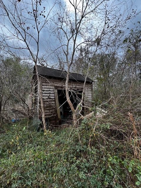 244 Rabbit Trail, Lake Jackson, Texas image 9