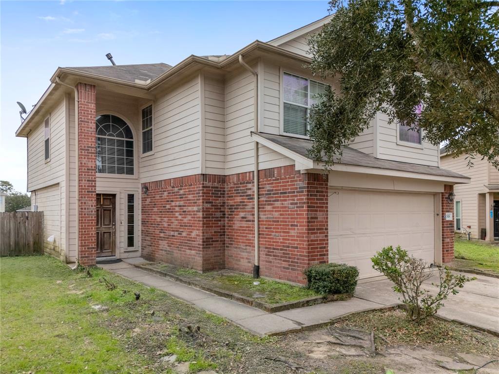 2818 Puddle Duck Court, Humble, Texas image 5