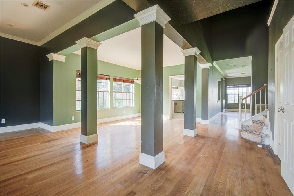 919 Heathgate Drive