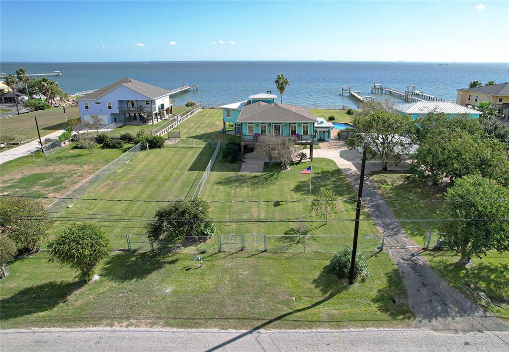 815 5th Street, San Leon, Texas image 2