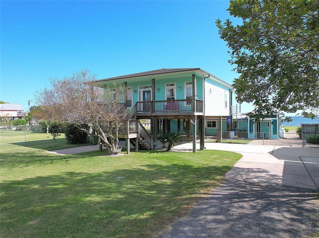 815 5th Street, San Leon, Texas image 3