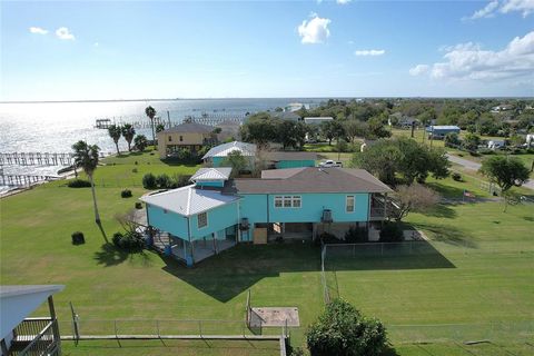 A home in San Leon