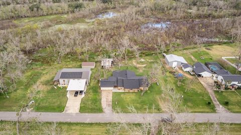 A home in Angleton