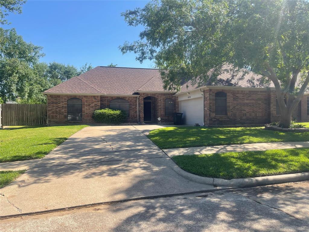 6906 Autumn Flowers Drive, Katy, Texas image 30