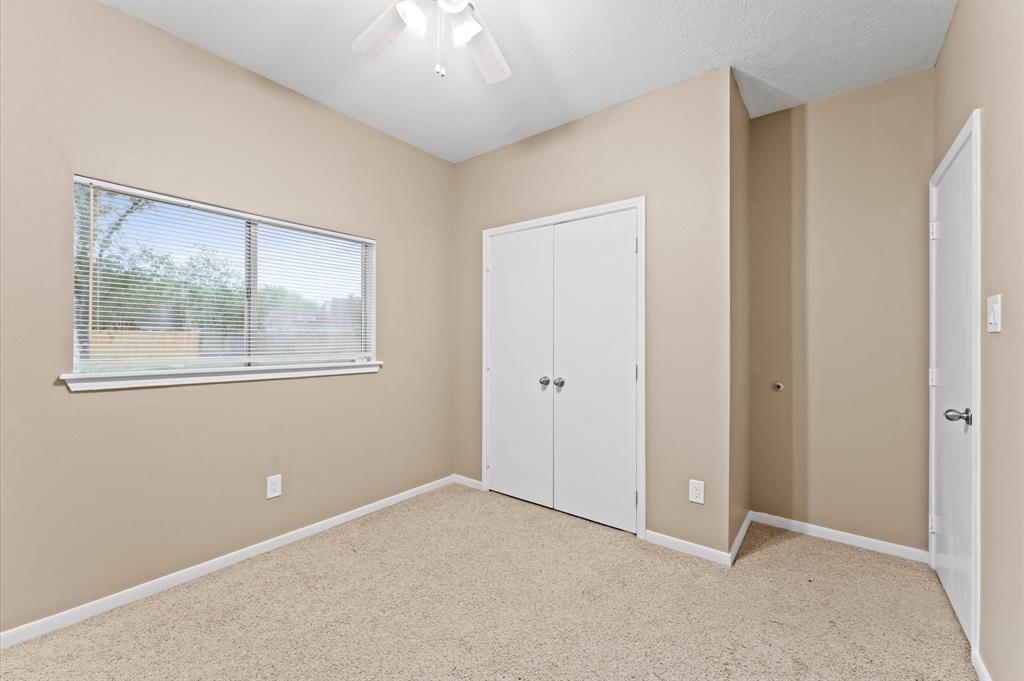 6906 Autumn Flowers Drive, Katy, Texas image 21