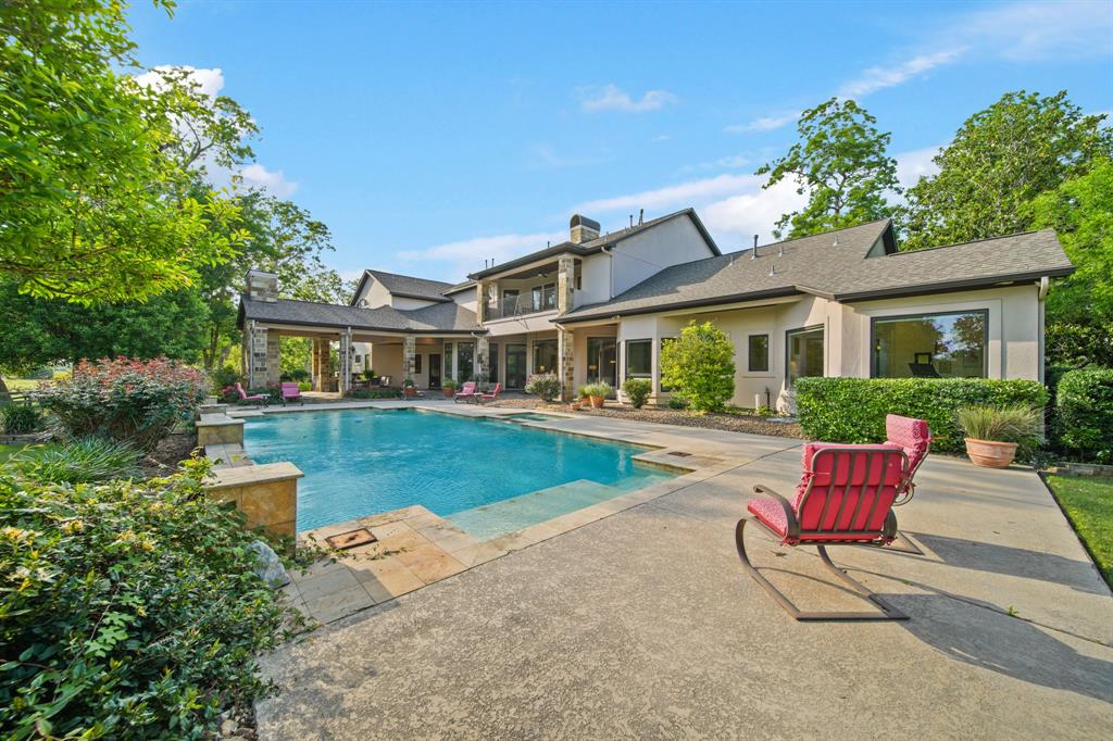 7527 Foster Island Drive