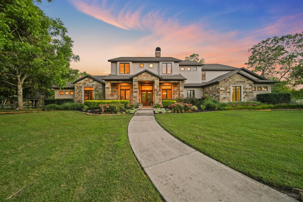 7527 Foster Island Drive
