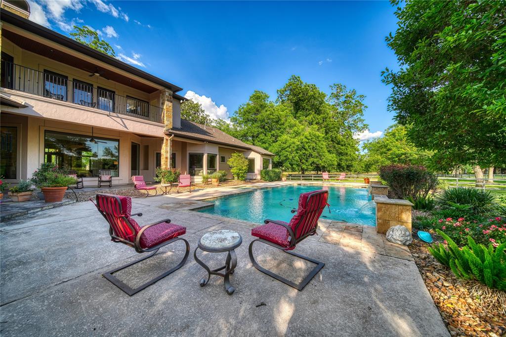 7527 Foster Island Drive