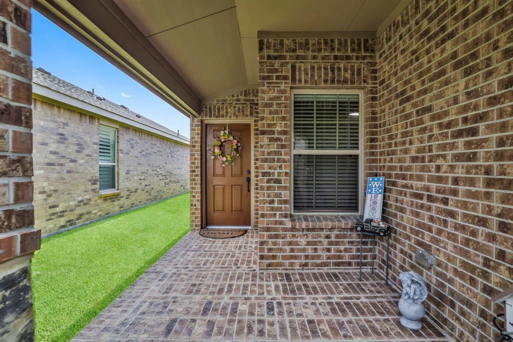 426 Thistle Thorn Drive