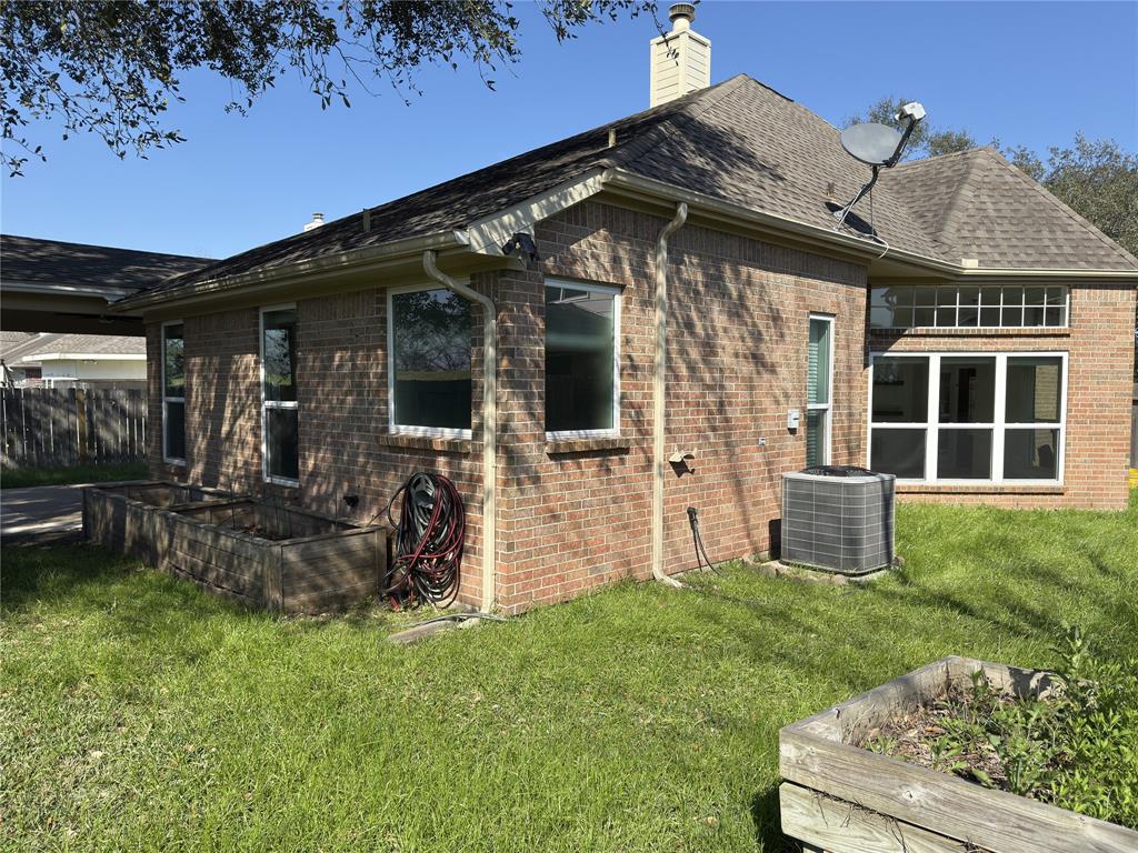 506 High Meadows Drive, Sugar Land, Texas image 34