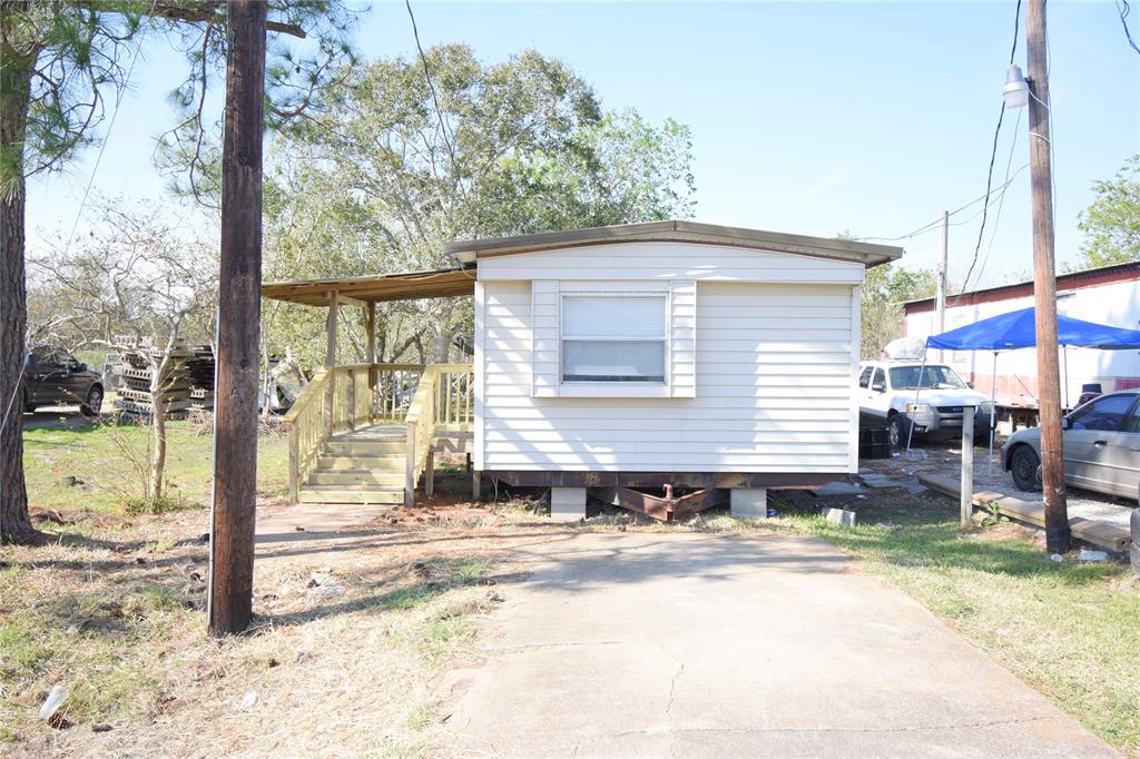 101 County Road 870b, Alvin, Texas image 4