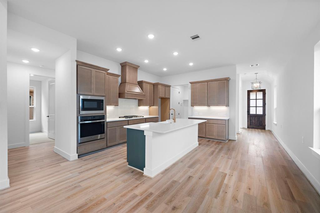 7611 Tall Trees Grove Lane Ln, Porter, Texas image 11