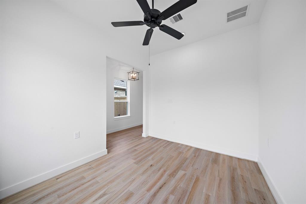 7611 Tall Trees Grove Lane Ln, Porter, Texas image 8