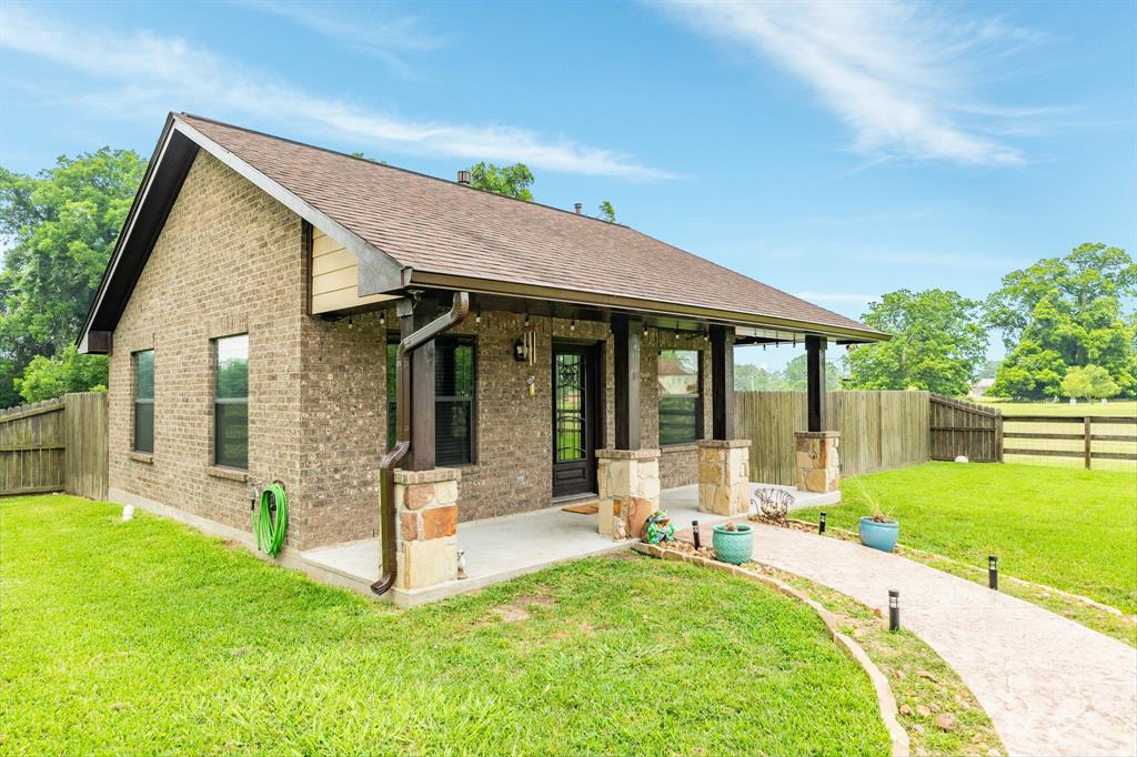 814 Mill Road, Angleton, Texas image 32