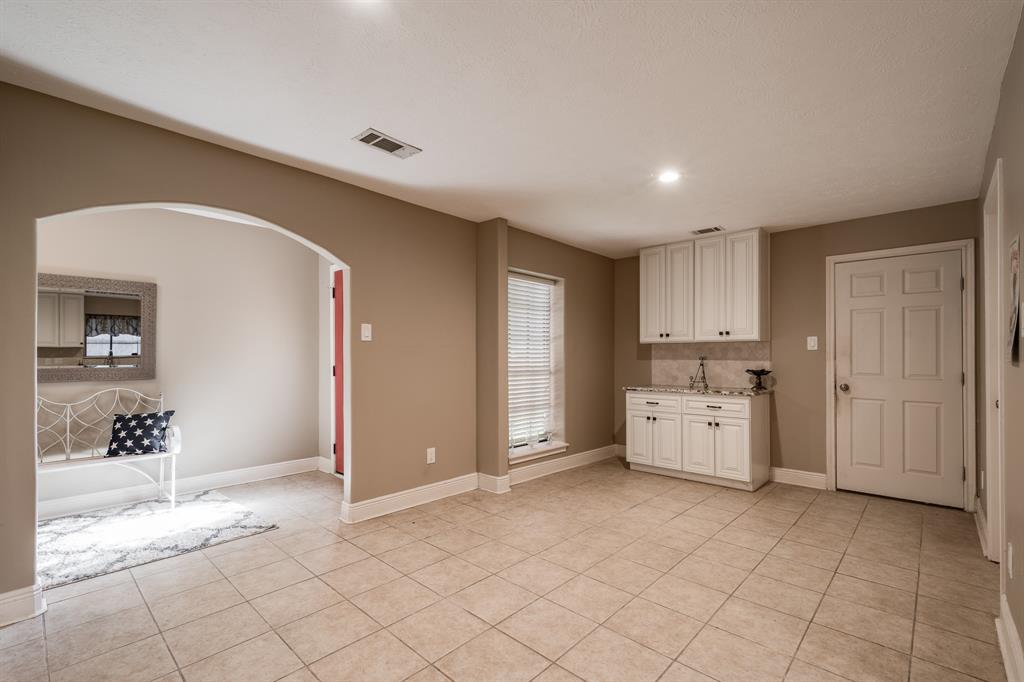 7319 Hickory Lane Ln, Baytown, Texas image 30