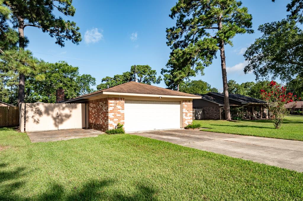 7319 Hickory Lane Ln, Baytown, Texas image 20