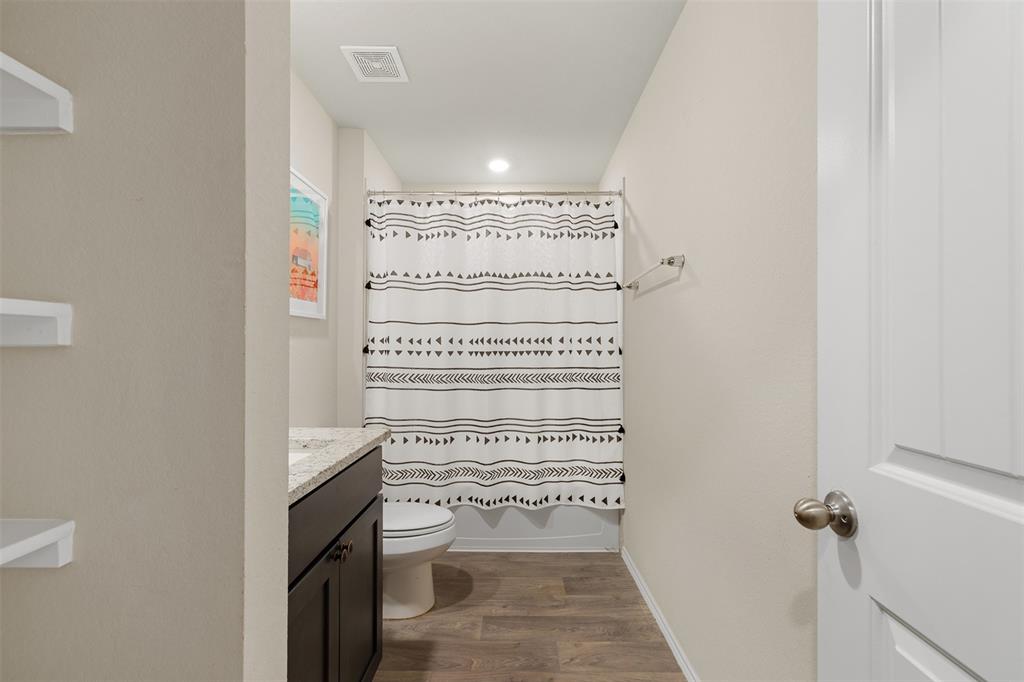 2409 Divot Lane, Navasota, Texas image 13