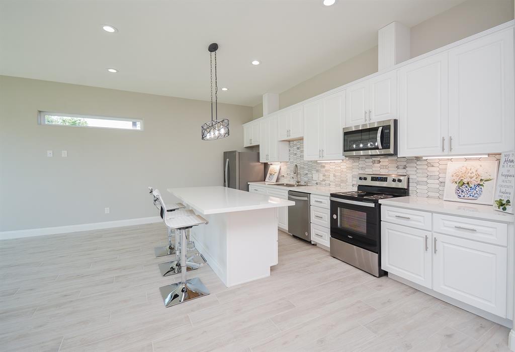 147 S 66 Street, Houston, Texas image 12