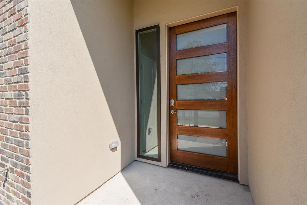 147 S 66 Street, Houston, Texas image 5