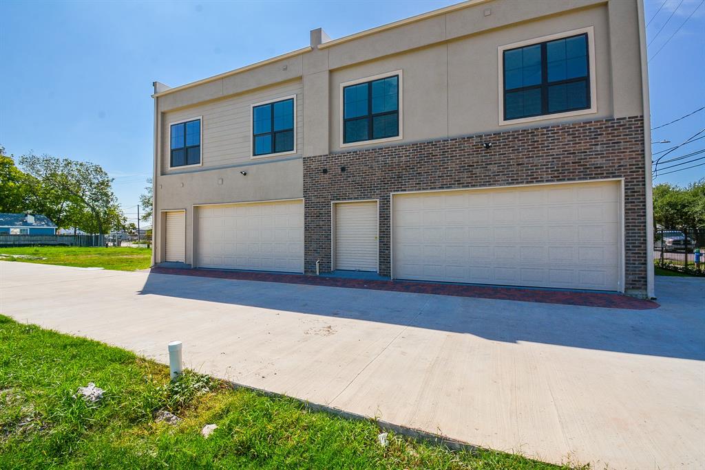 147 S 66 Street, Houston, Texas image 33