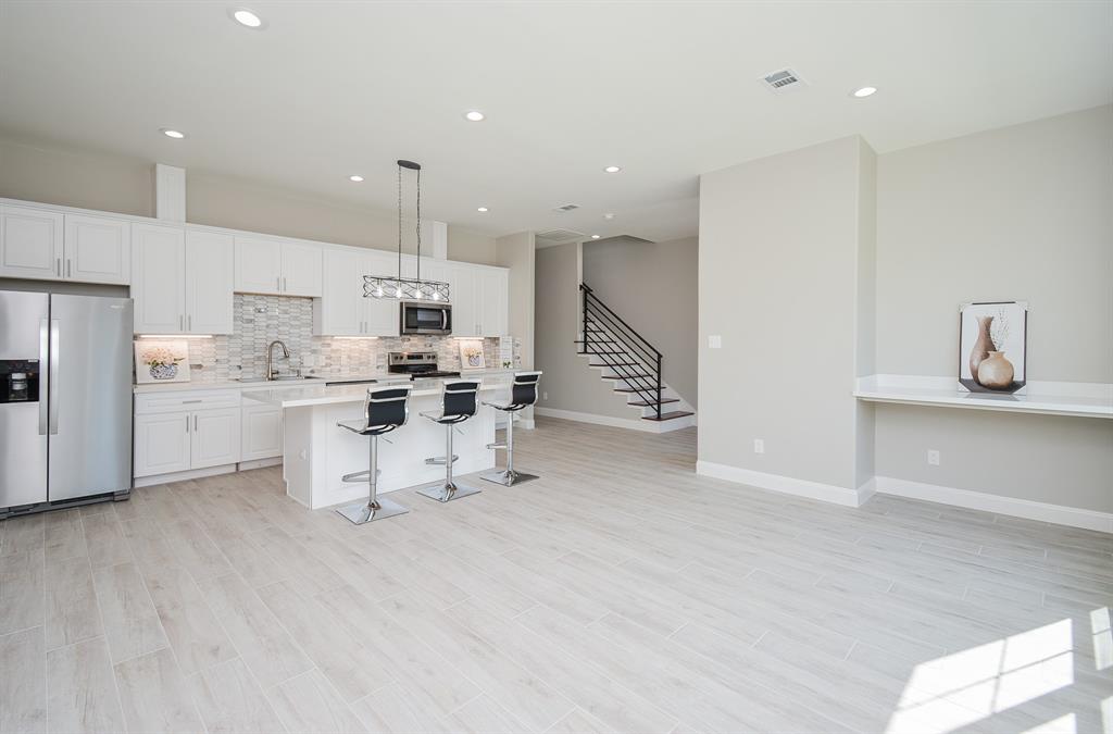 147 S 66 Street, Houston, Texas image 11