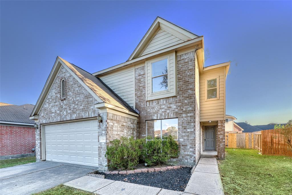 7210 Fox Hall Lane, Humble, Texas image 1