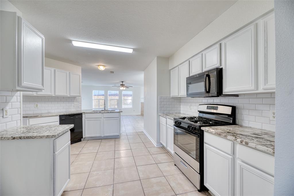 7210 Fox Hall Lane, Humble, Texas image 4