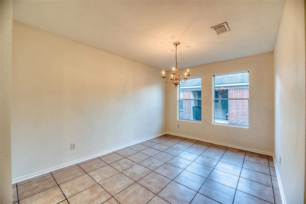 7210 Fox Hall Lane, Humble, Texas image 6