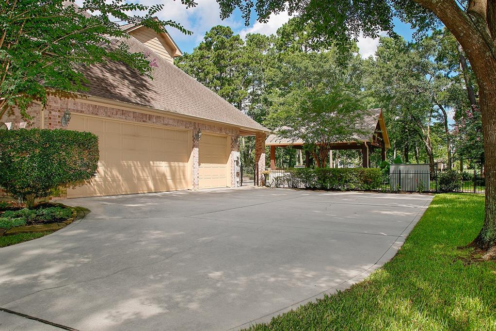 9226 Eagles Landing