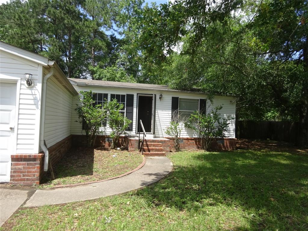 Photo 1 of 13 — 16531 Bunny Hill Court, Conroe, TX 77302