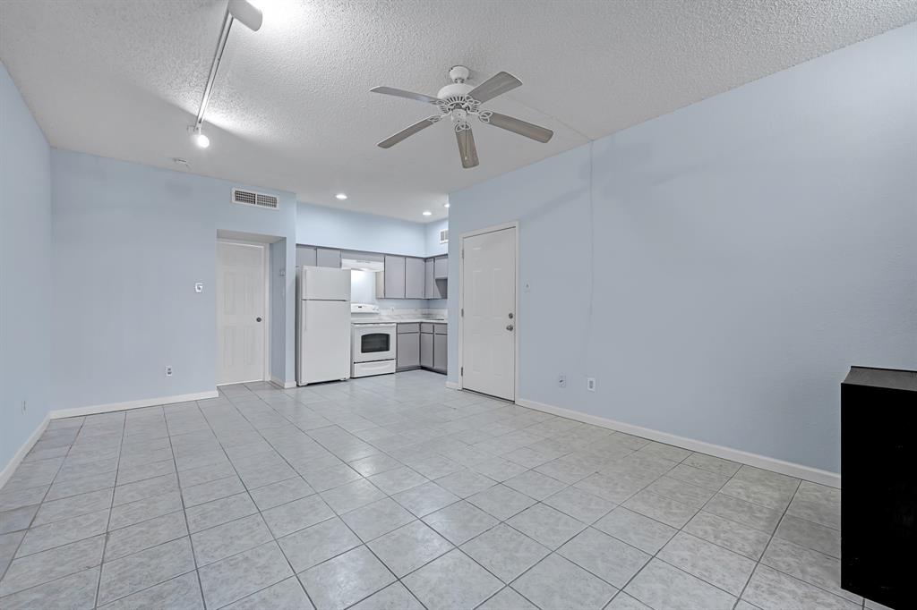 10855 Meadowglen Lane #806, Houston, Texas image 10