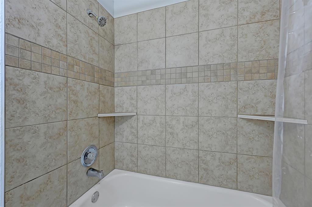 10855 Meadowglen Lane #806, Houston, Texas image 16