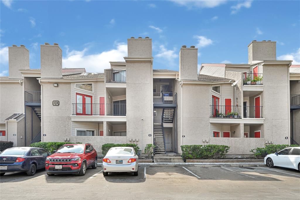 10855 Meadowglen Lane #806, Houston, Texas image 3