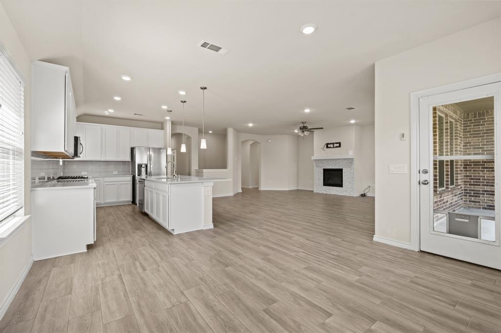 6918 Russet Oak Lane, Katy, Texas image 21