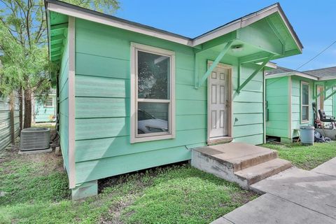 1230 Bayou Street Houston TX 77020