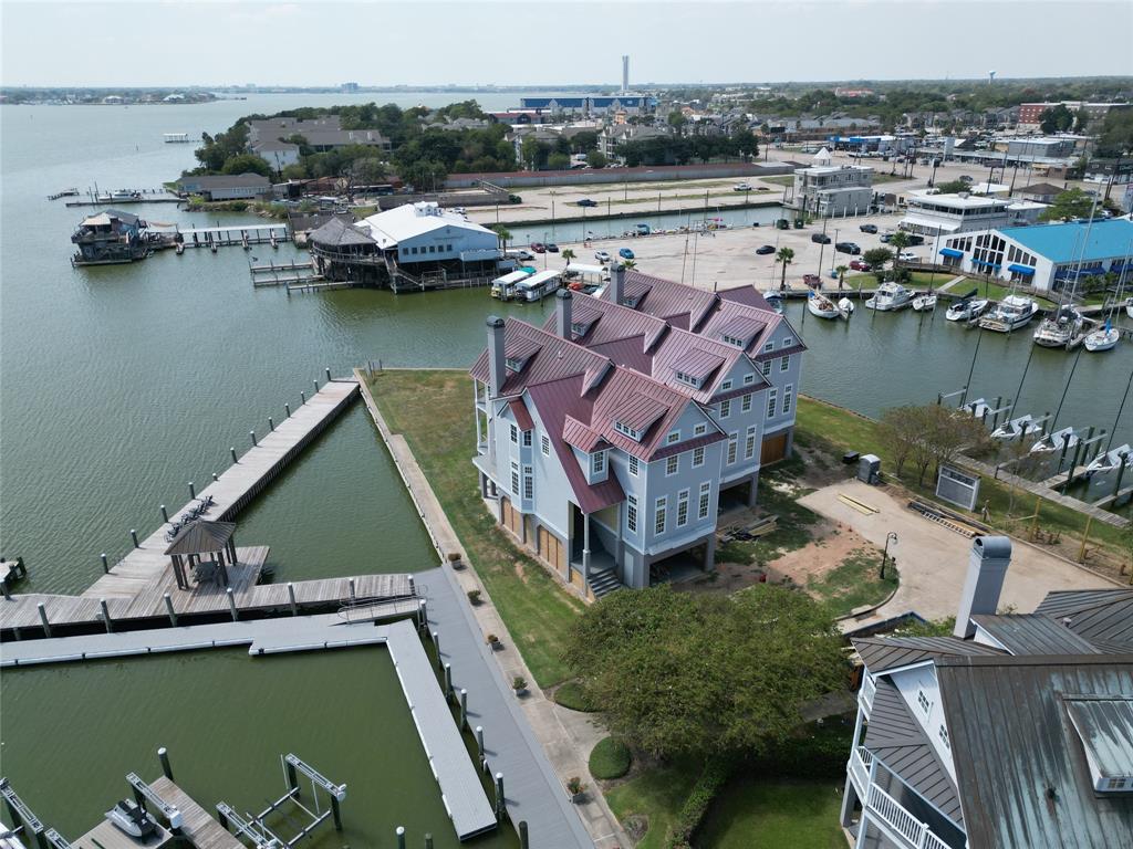 2447 Lakewood Pointe

                                                                             Seabrook                                

                                    , TX - $2,299,000