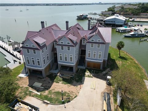 A home in Seabrook