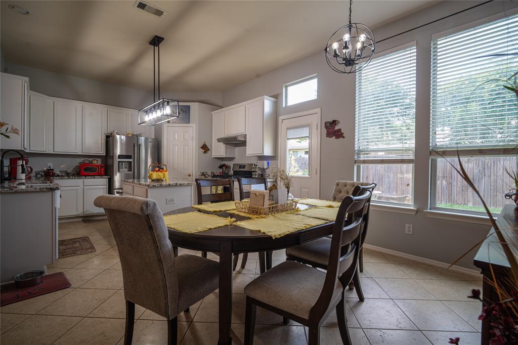 32102 Annice Lane, Pinehurst, Texas image 14