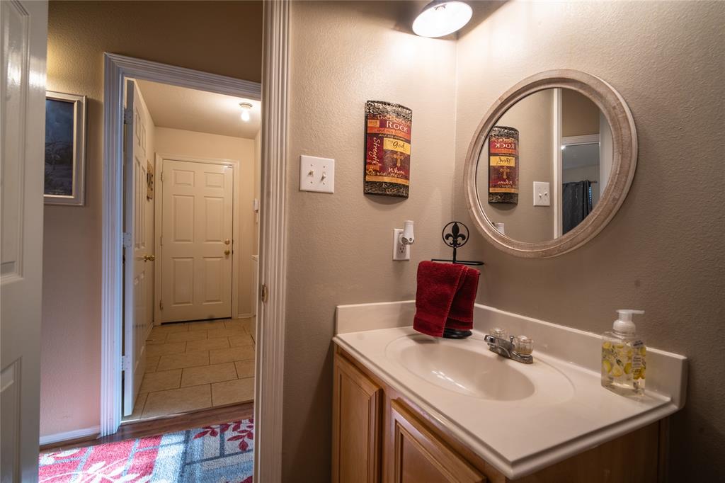 32102 Annice Lane, Pinehurst, Texas image 27