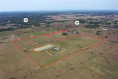 1048 11th Street Rock Island TX 77442
