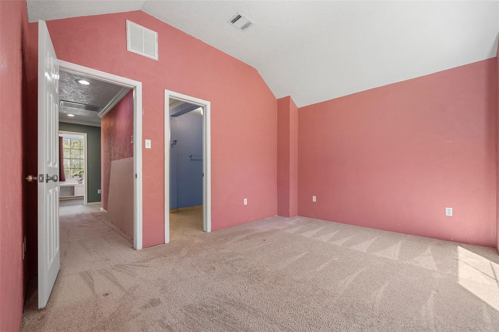 1181 Hickman Creek Drive, Cleveland, Texas image 13